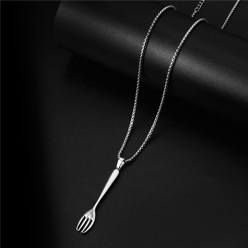 European and American Knife and Fork Unisex Necklace Stainless Steel Casting Ornament Cross-Border E-Commerce Supply Titanium Steel Fork Pendant