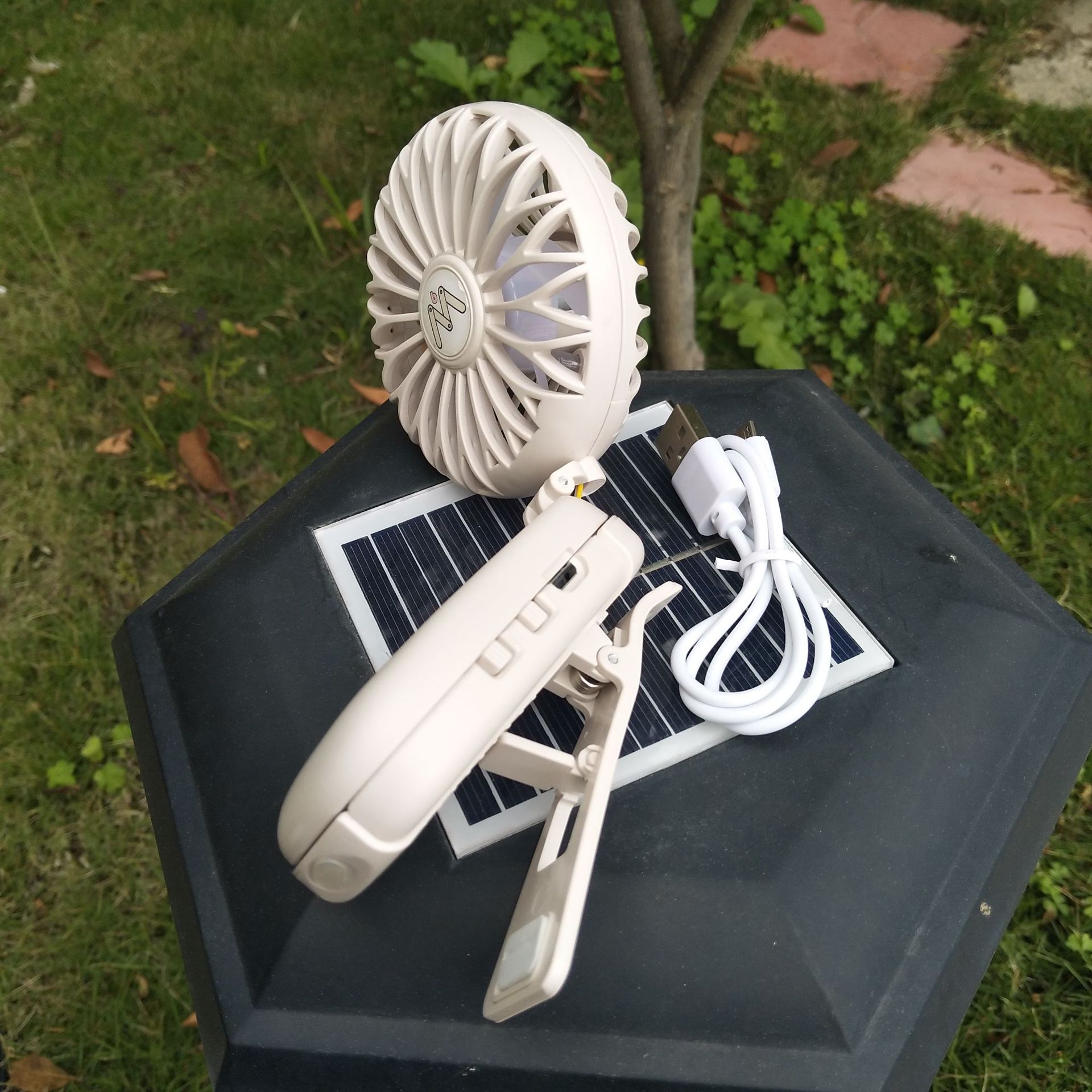 小风扇夹子风扇可折叠可摆台usb充电风扇