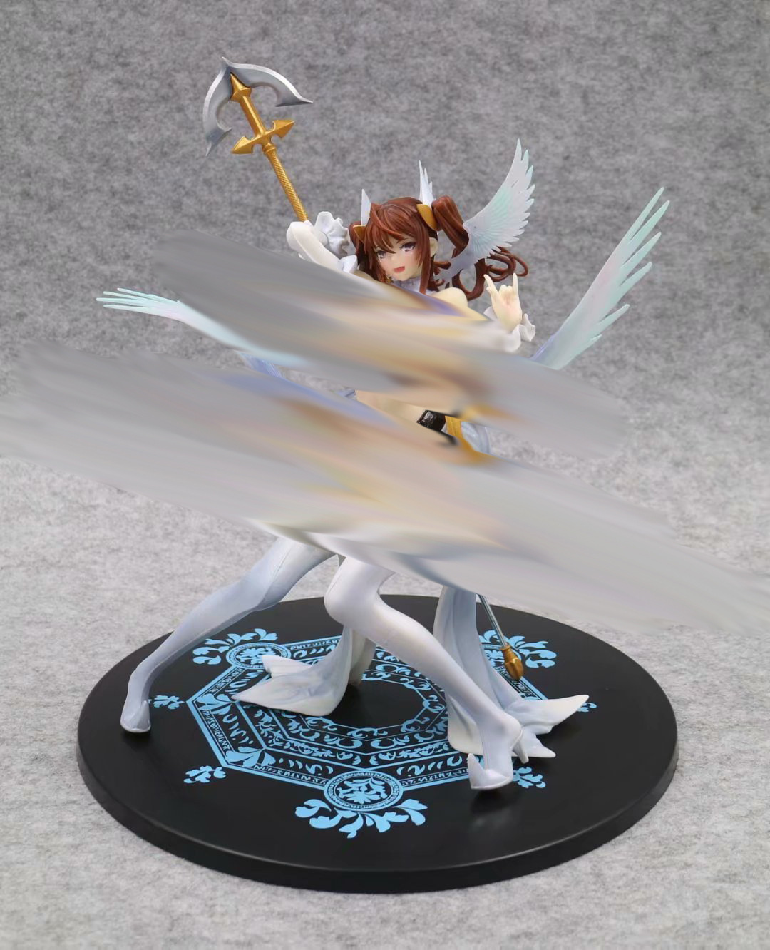 动漫批发 纯白魔法少女 仓本艾丽卡 衣服可换 盒装手办 模型