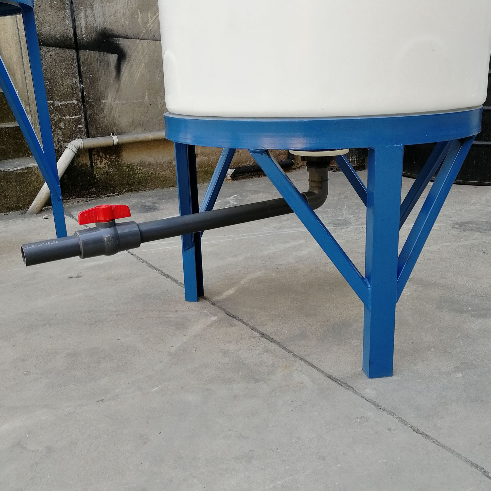 1吨锥底搅拌桶pe塑料pac药剂桶化工桶防冻液洗洁精搅拌罐可带电机