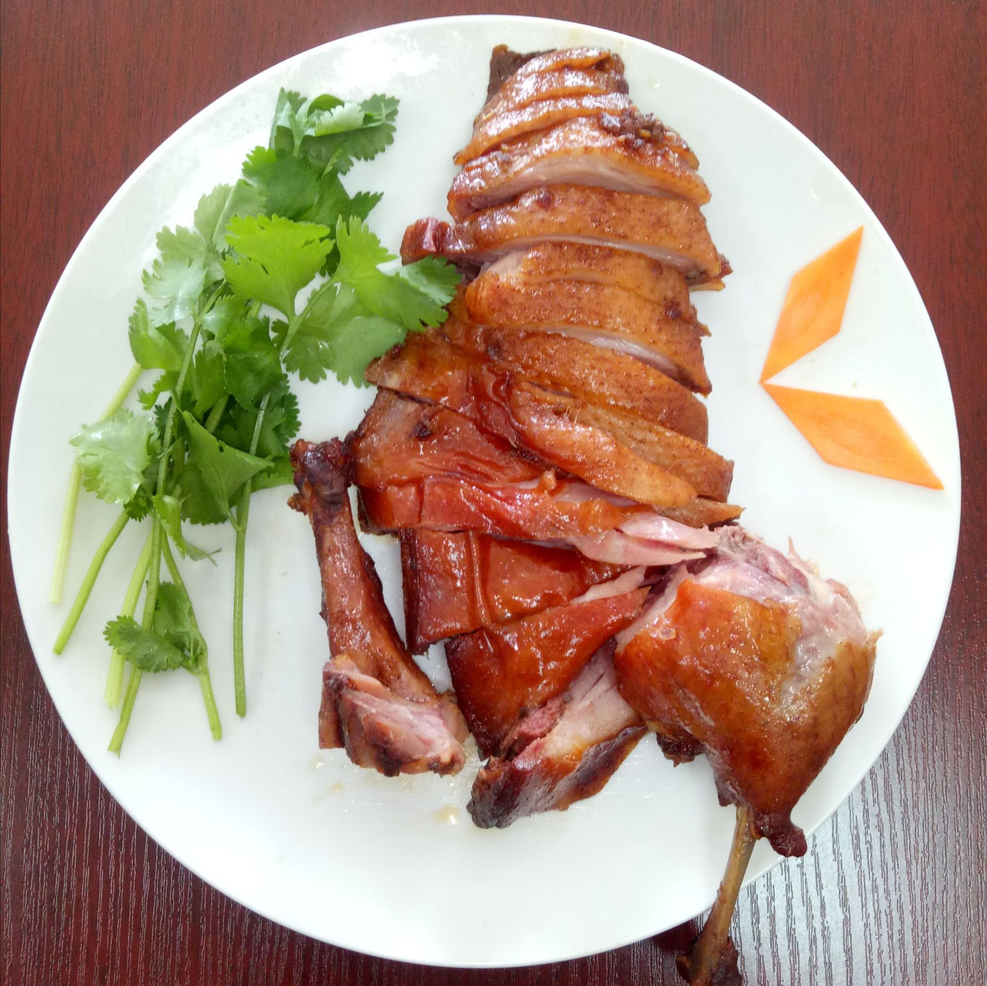 麻油鸭华英方便速食麻油鸭麻辣休闲食品特色小吃酱卤鸭子肉