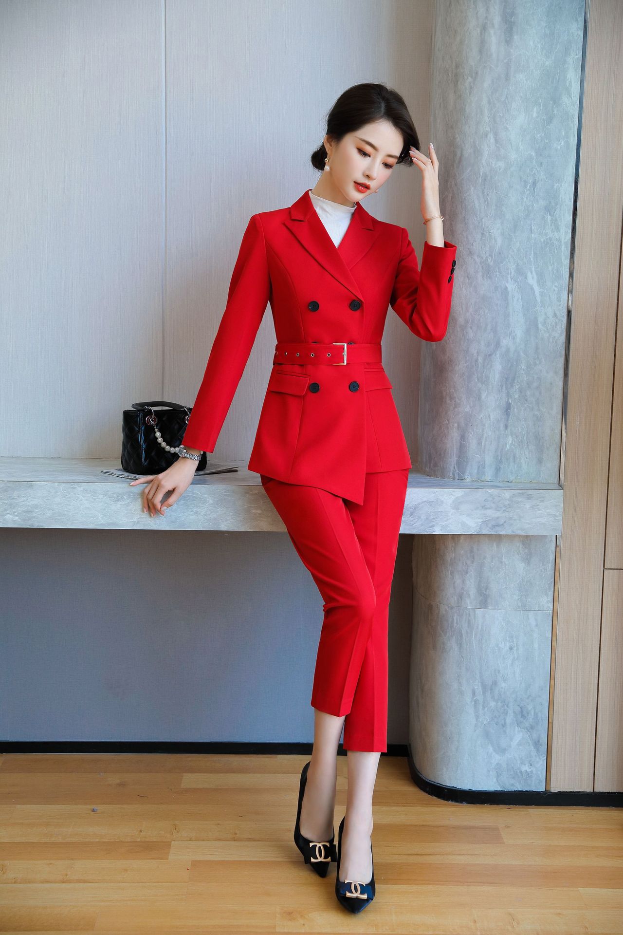红色西装套装女韩版2020新款春秋时尚气质主持人正装美容师工作服