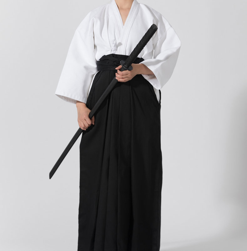 武士居合剑道竹剑木刀素振武术成人实木带刀鞘未开刃表演道具