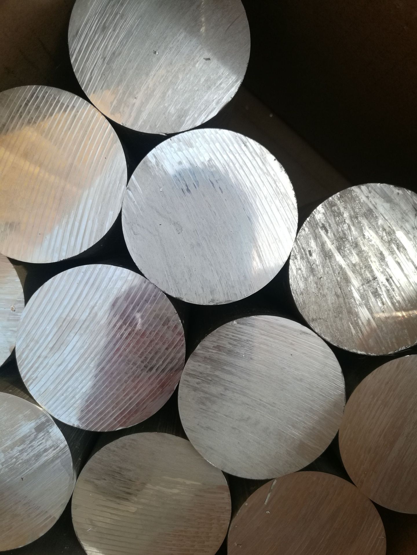 苹果无线充电铝棒 phone12磁吸无线充专用铝材原料56 57 58 63mm