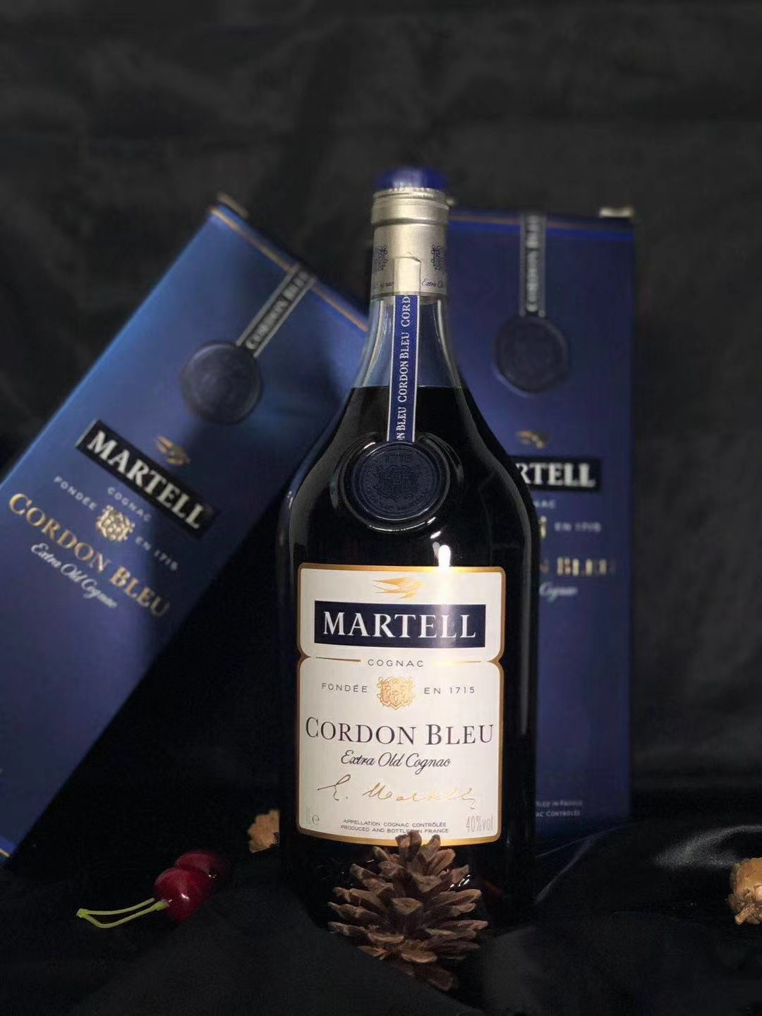 0成交374瓶波本蓝燕700ml 波本蓝带干邑白兰地批发洋酒相似店铺>进入