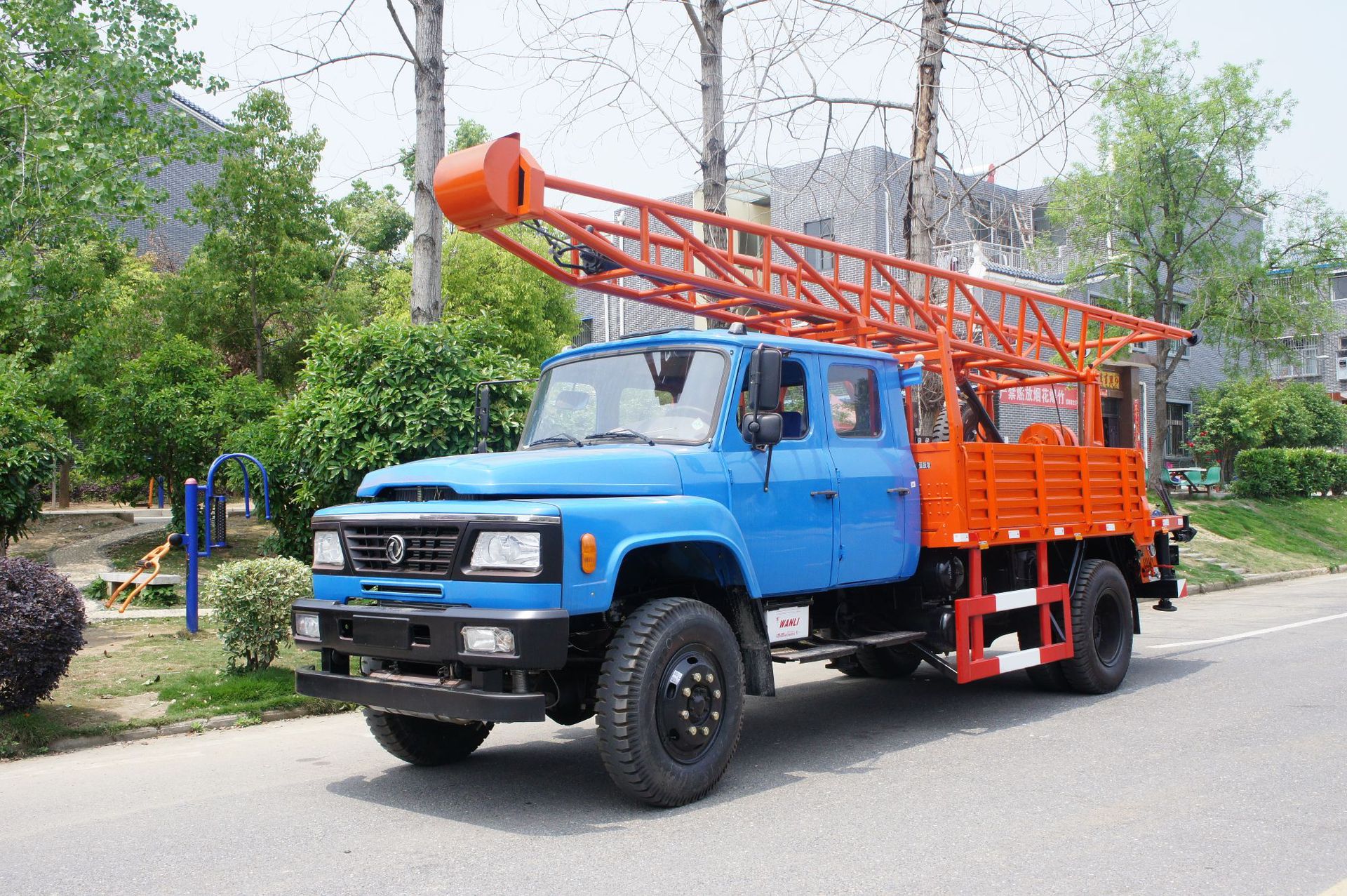 北京探矿厂百米地质勘察汽车钻机车载取芯取样地质勘探钻机车型号