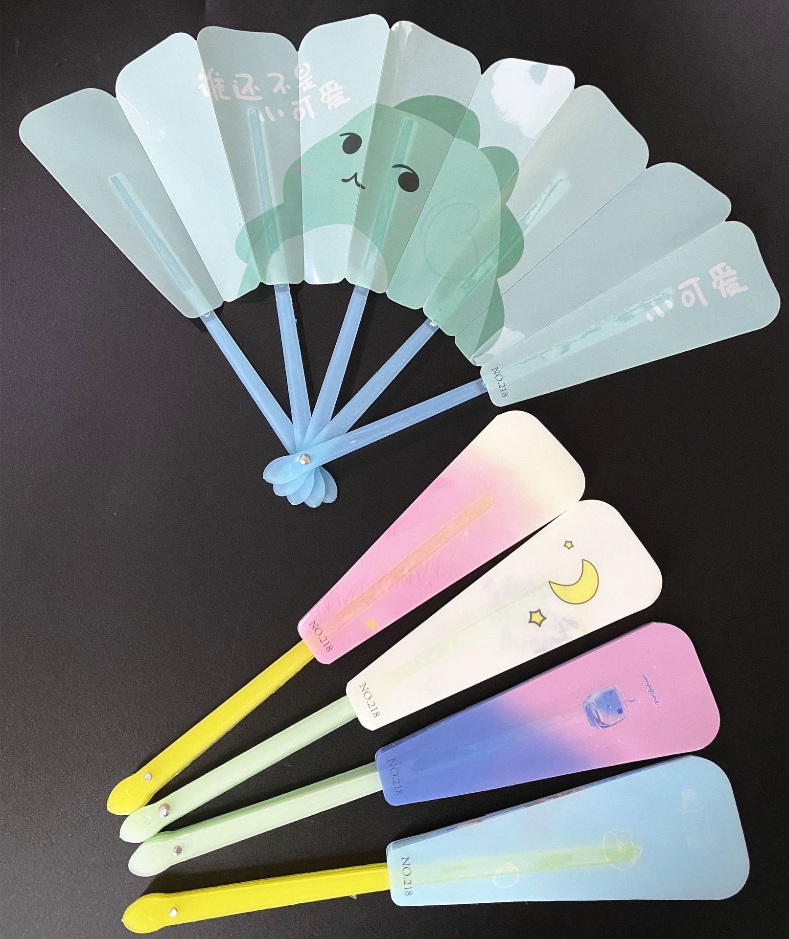 卡通折叠扇子  带香味折叠扇  一元两元店地摊货源批发