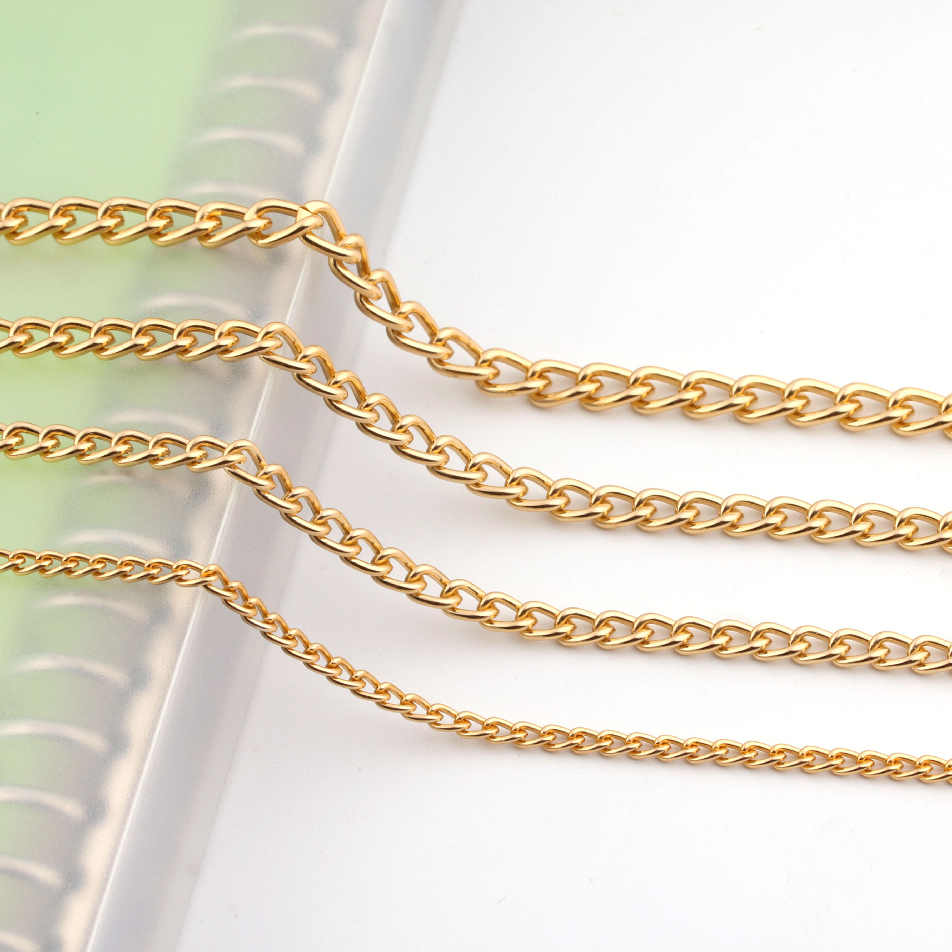 欧美跨境饰品侧身链扭链加密链单扣男女气质饰品锁骨链毛衣链潮流