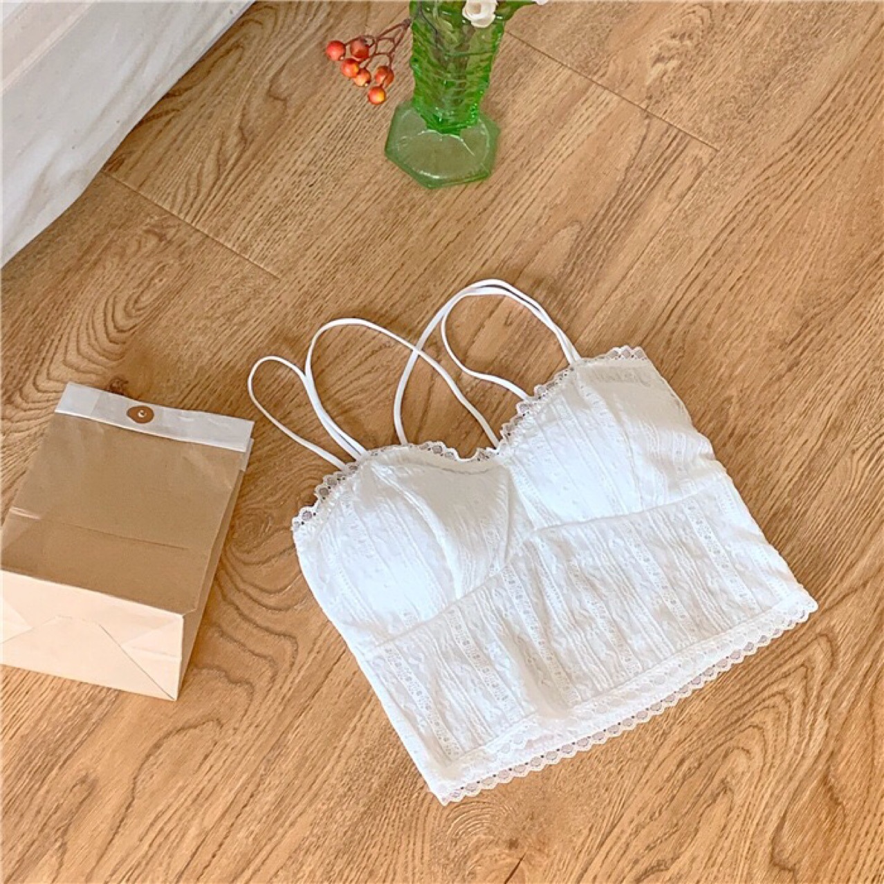 春夏新款裹胸法式白色蕾丝内衣女无钢圈薄棉杯舒适透气少女背心