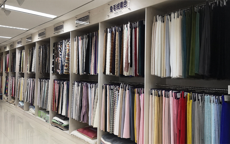 厂家直销染色仿兔毛柔软长毛绒人造毛涤纶服装面料