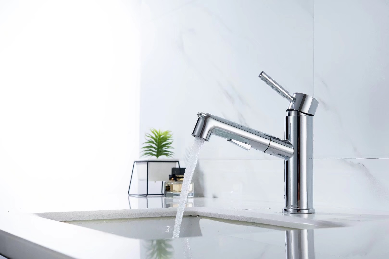 抽拉式面盆冷热水龙头台上盆抽拉龙头喷枪水柱伸缩混合水龙头