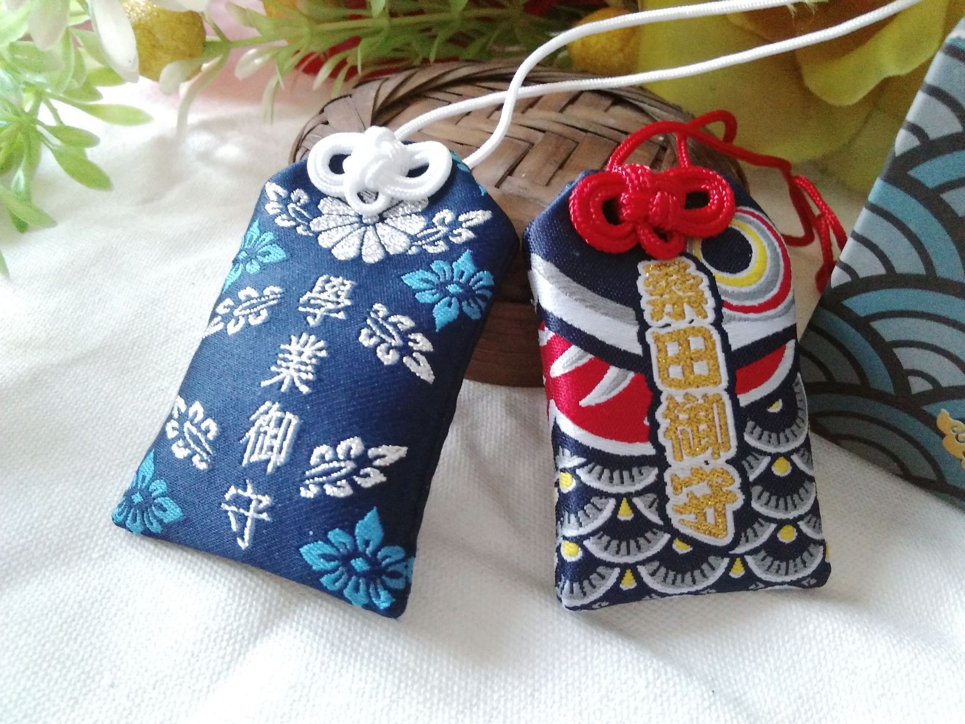 来图定制日本动漫双层御守刺绣布料定制祈愿结缘福袋印刷香袋挂件