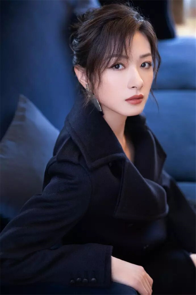 万茜明星同款羊绒毛呢大衣秋冬女装高端大气西装领外套中长款3708