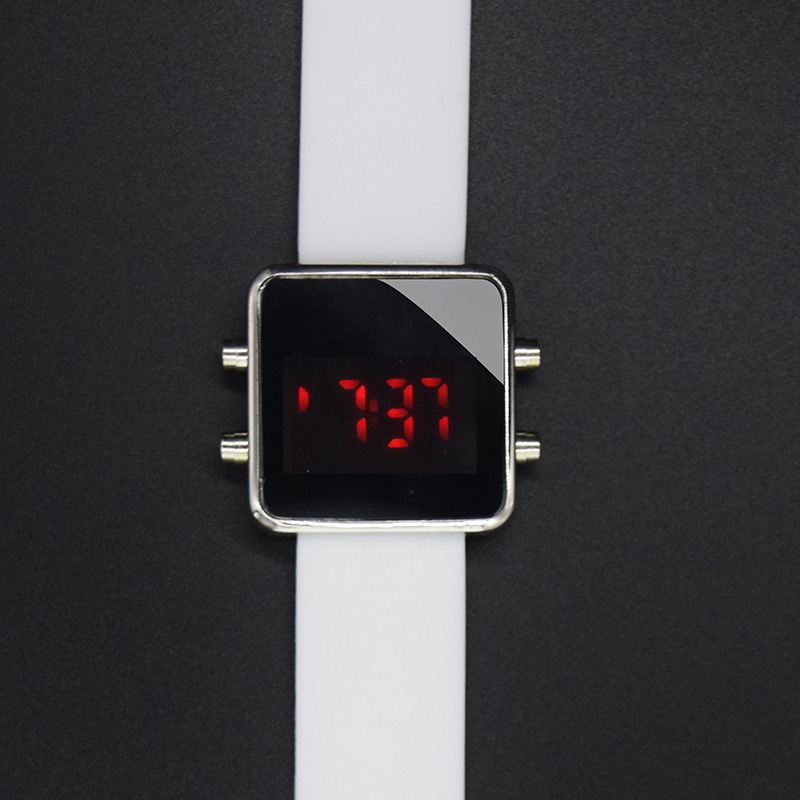 现货批发方形合金按键led电子表 速卖通情侣学生时尚潮流电子手表