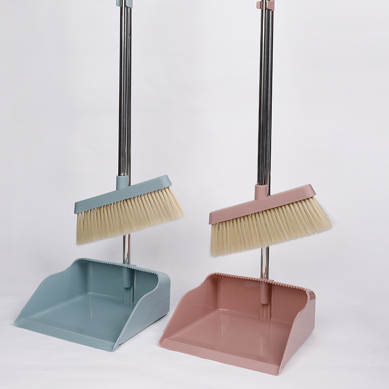 Wholesale Household Cleaning Broom Dustpan Set with Scraping Teeth Non-Stick Hair Soft Wool Plastic Cleaning Broom 0678