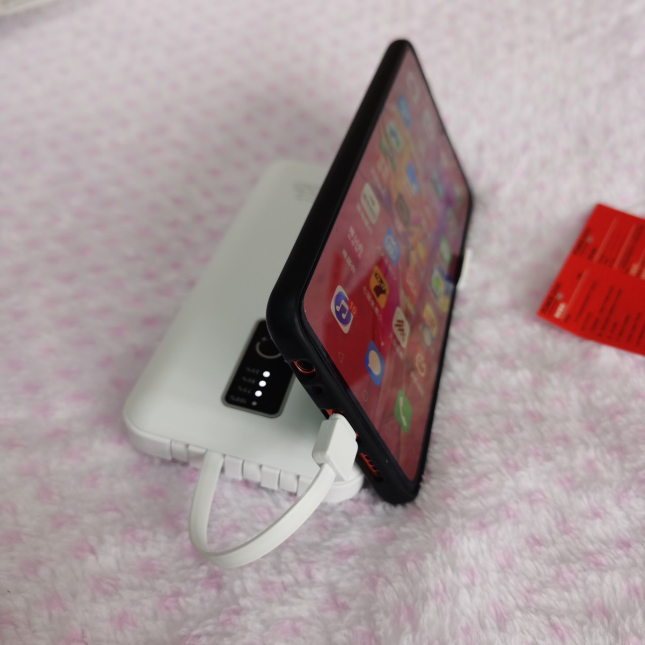 卡镁瑞k199足10000毫安自带4线 带手机支架移动电源充电宝网红款