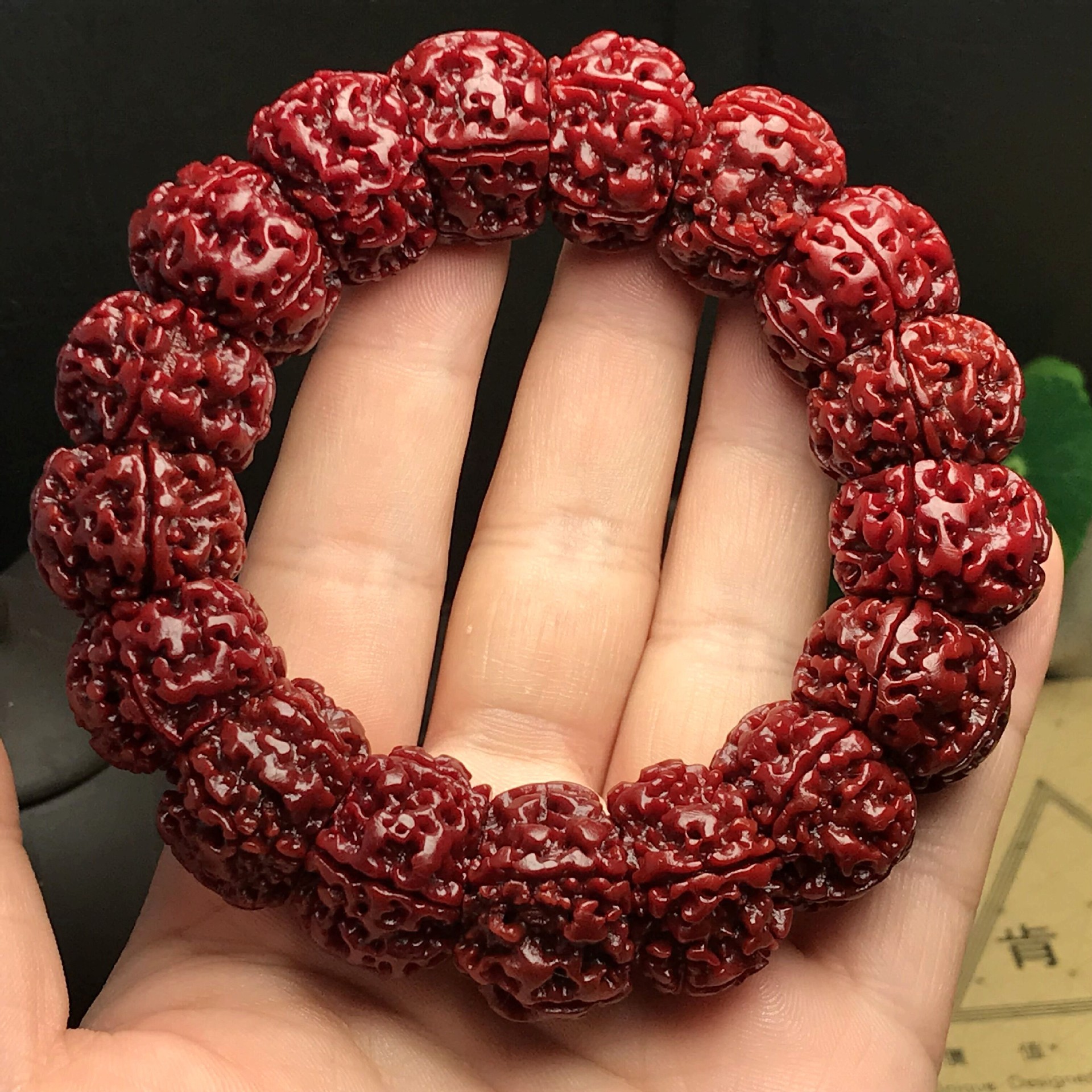 机刷包浆玉化尼泊尔金刚菩提子手链男女款手串五六瓣黄红色皮扇面