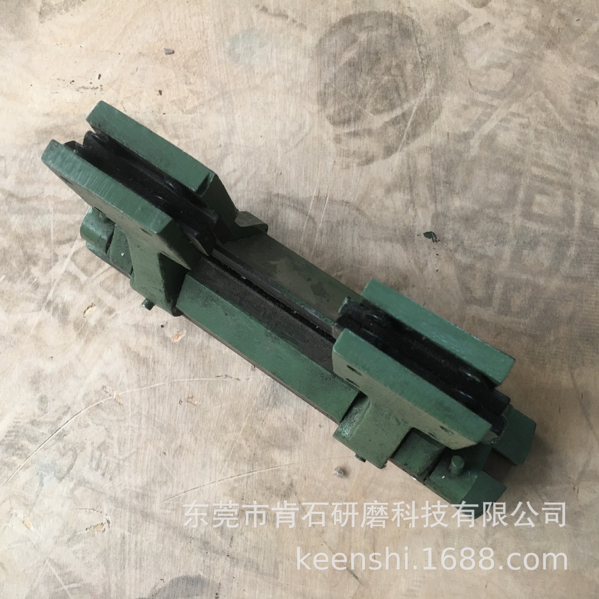 现货批发1020104010501080无心磨床通磨压磨刀架刀板支架配件