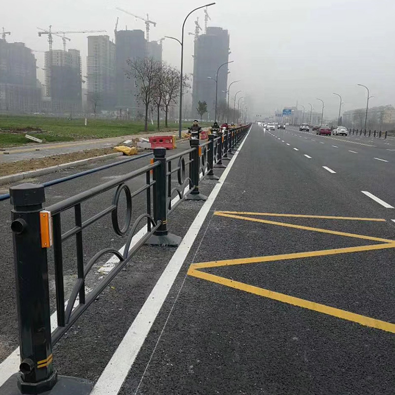 富谦金属制品 隔离交通道路护栏 马路公路人行道护栏 防撞护栏