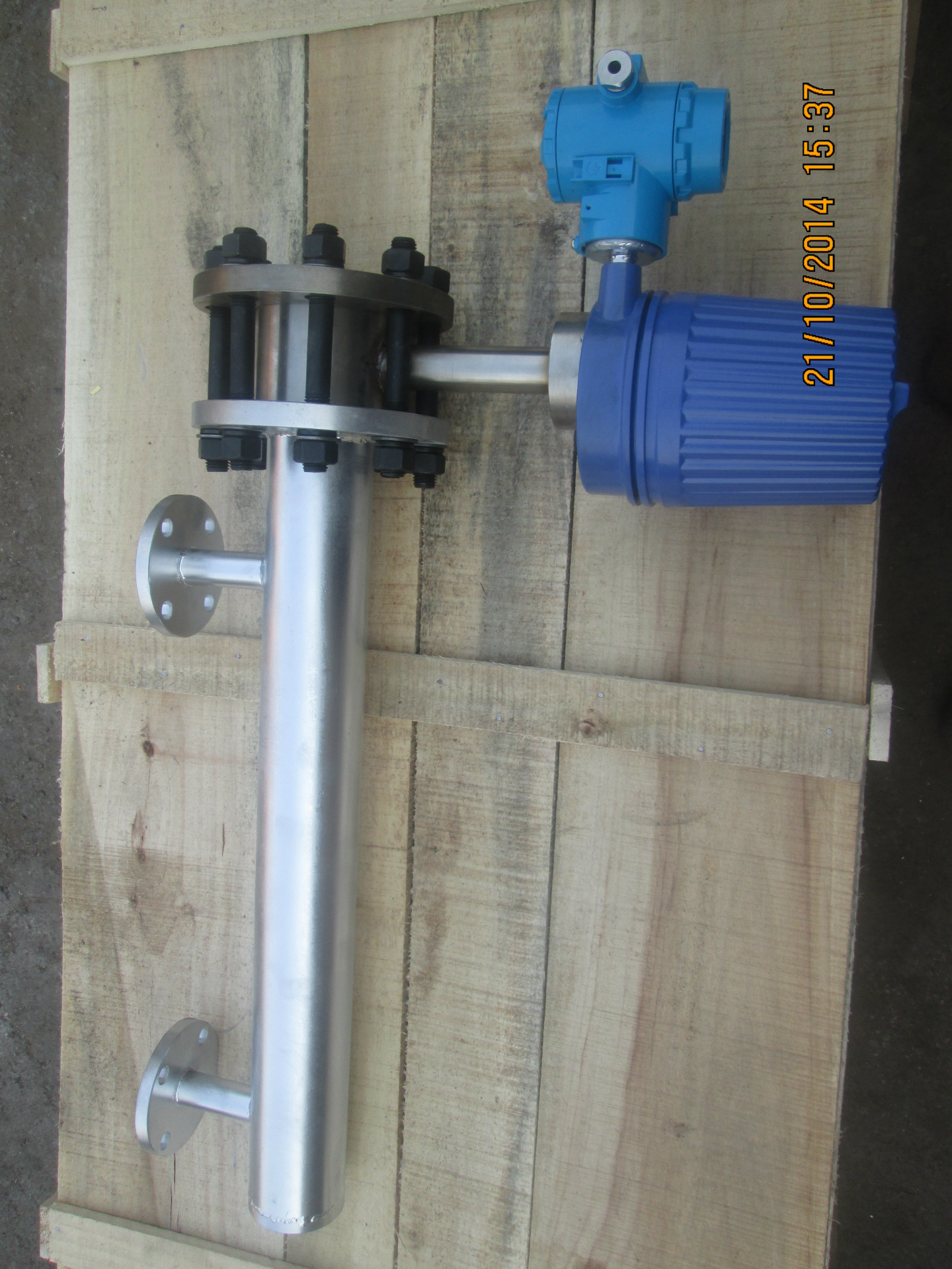 智能电动浮筒液位计hatr智能电动浮筒液位变送器液位计厂家