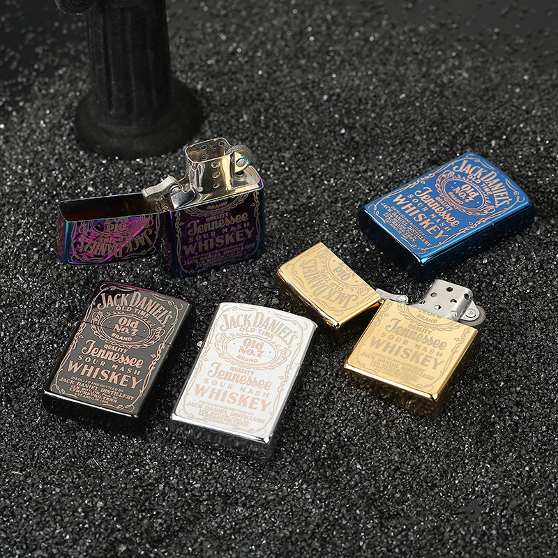 一件代发直播个性精雕煤油打火机送男士创意复古老式金属刻字节日