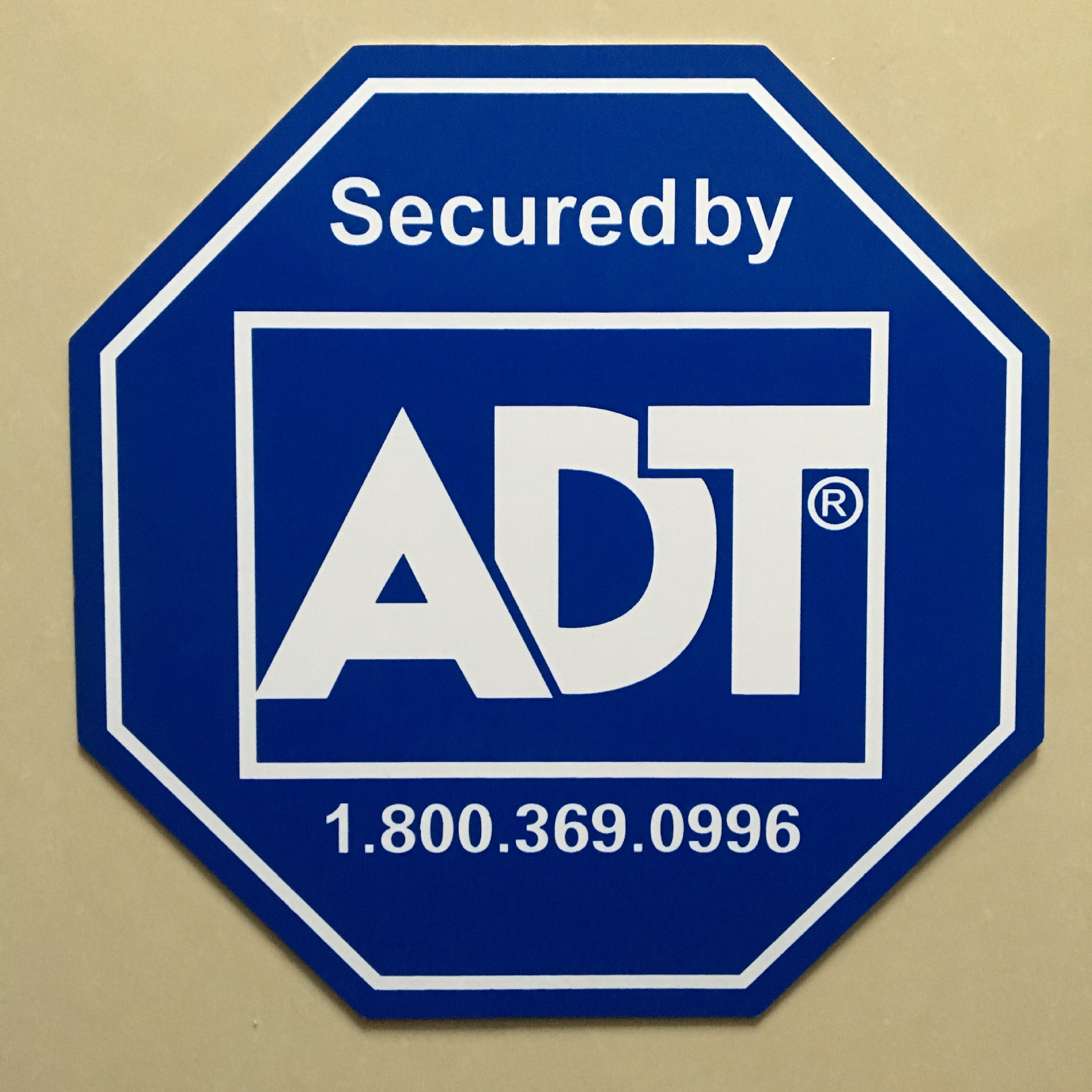 供应丝印英文标志英文塑料牌adt标识牌英文警示牌