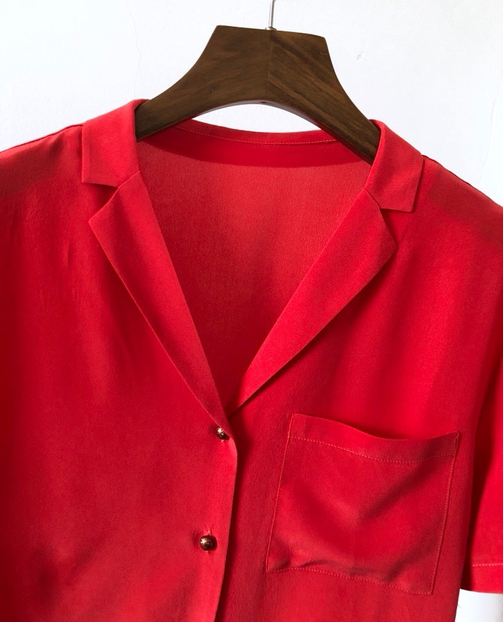 软糯重砂洗真丝 轻熟风西瓜红 帅气小翻领短袖衬衫