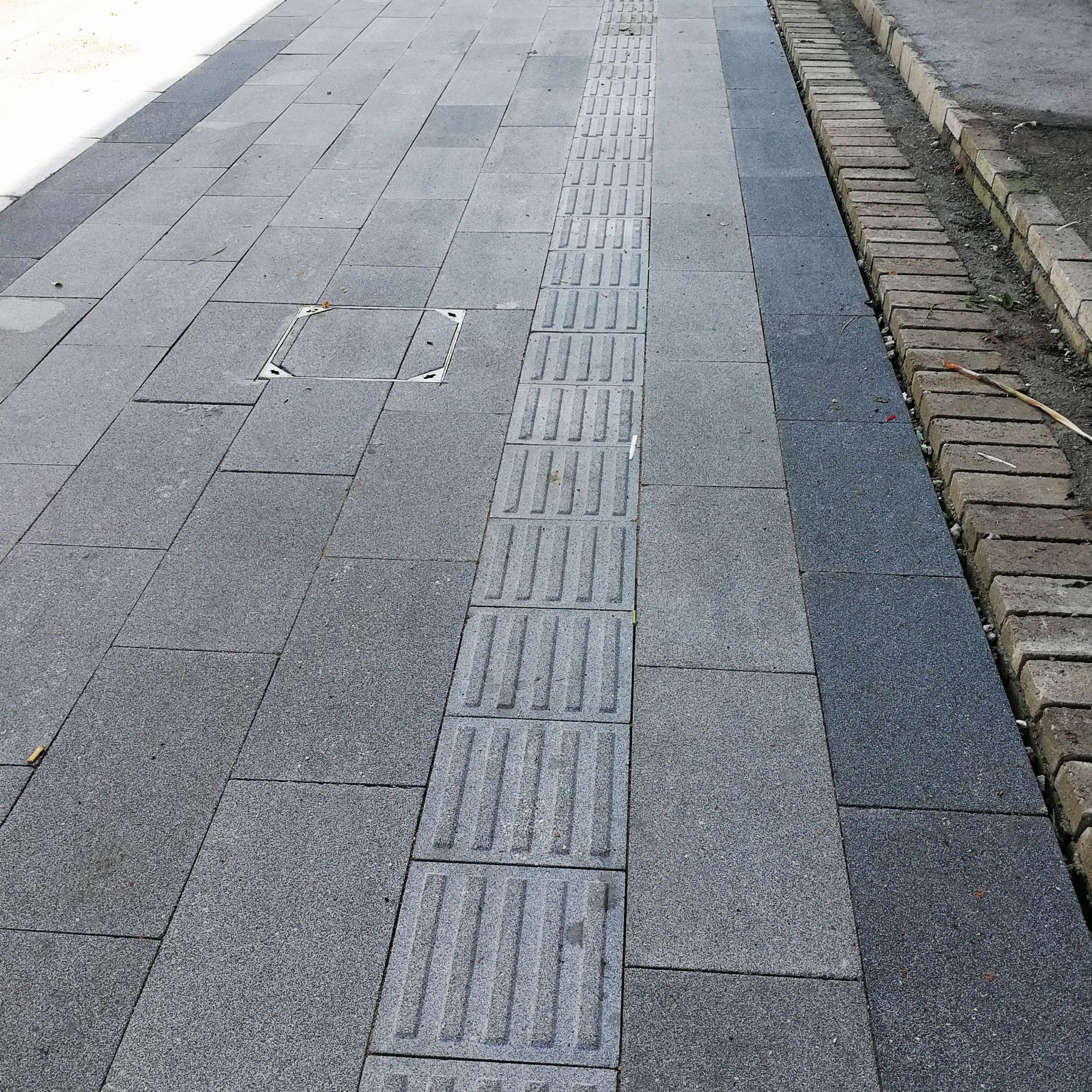 仿花岗岩pc砖 植草砖 路面砖 厂家直销新型仿石技术