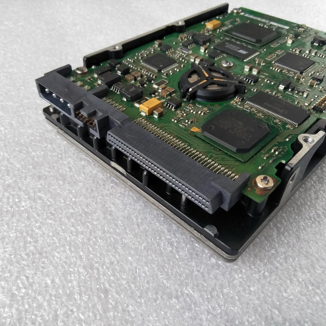 适用于seagate/希捷 st373207lw 73g 10k 68针scsi硬盘st373307lw