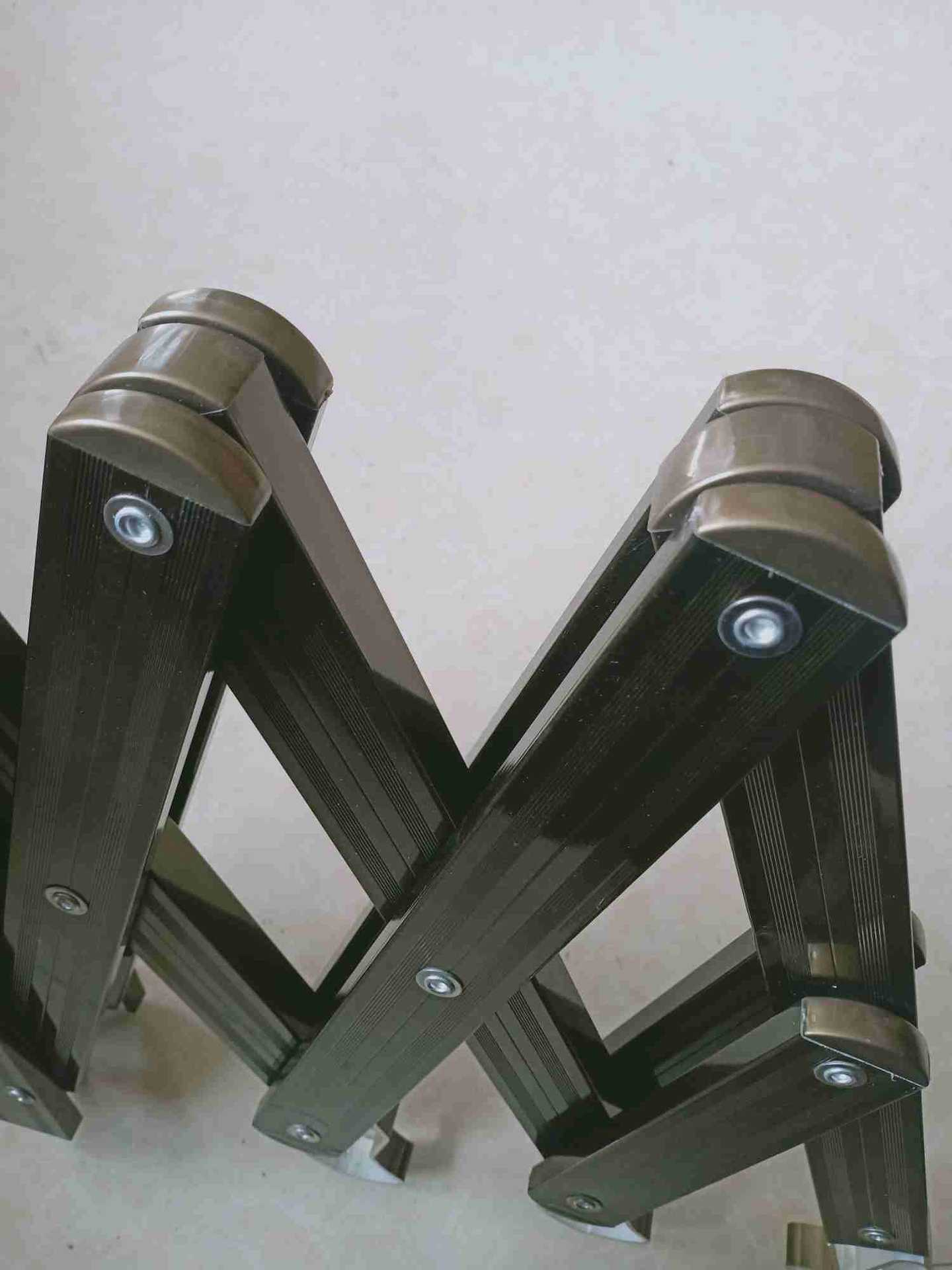 厂家批发伸缩杆塑料配件 晾衣架拖把配件 伸缩杆塑料接头