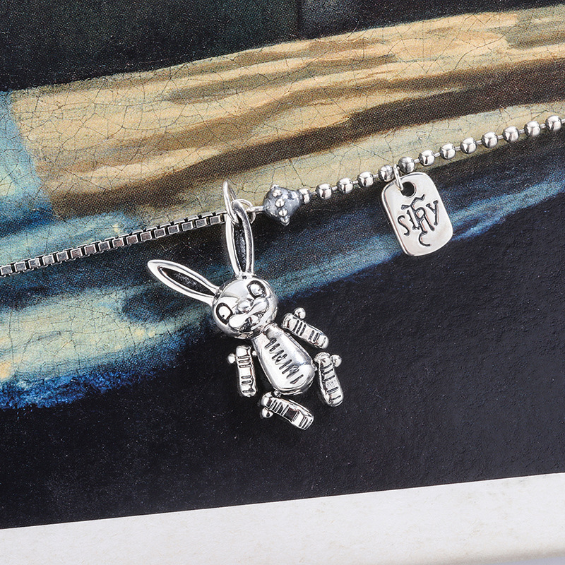 925简约纯银嘻哈机械兔子吊坠项链女潮网红小众设计感长款毛衣链