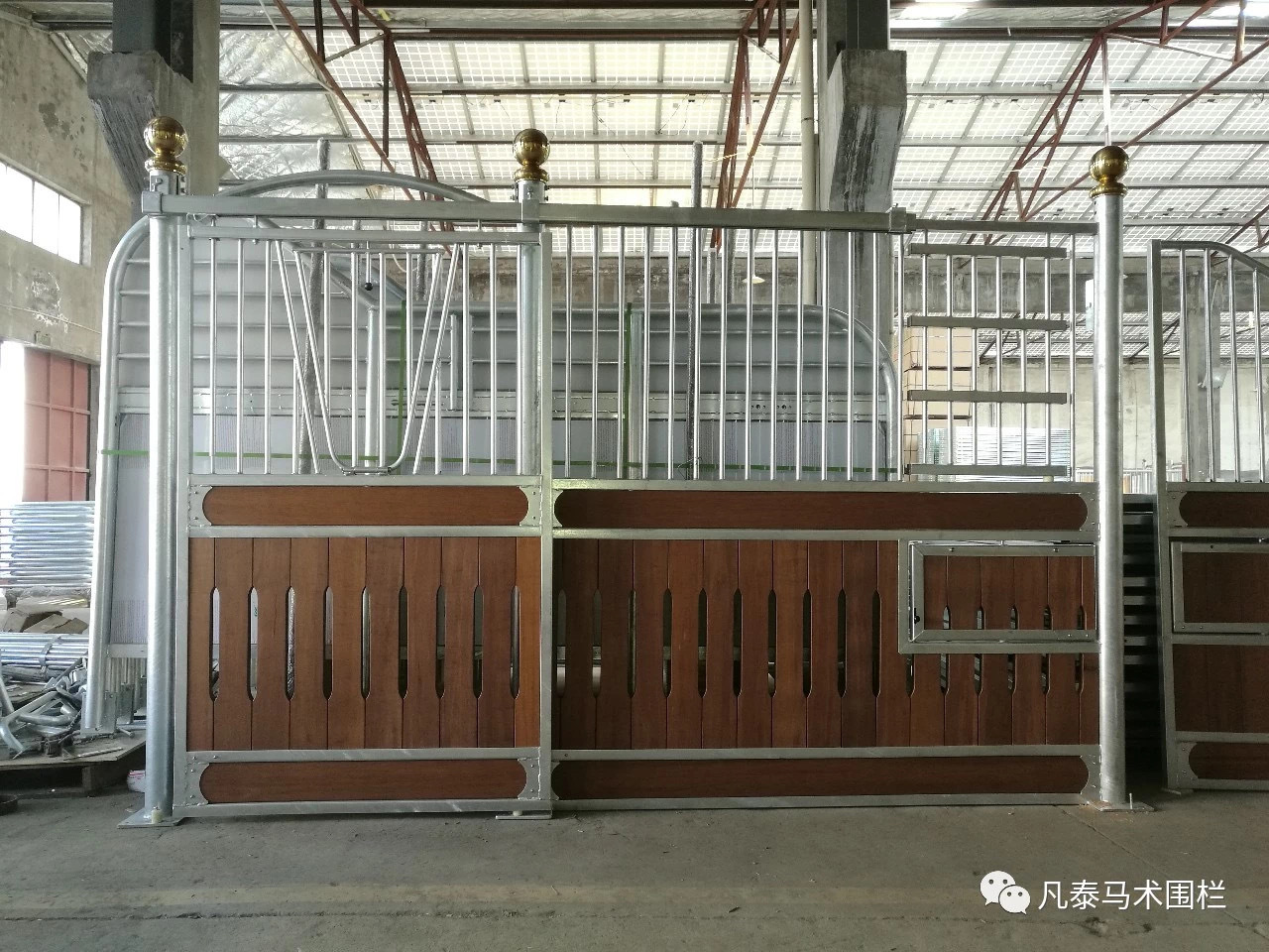 凡泰高档室内热镀锌马厩 马房门 环保 竹板防腐