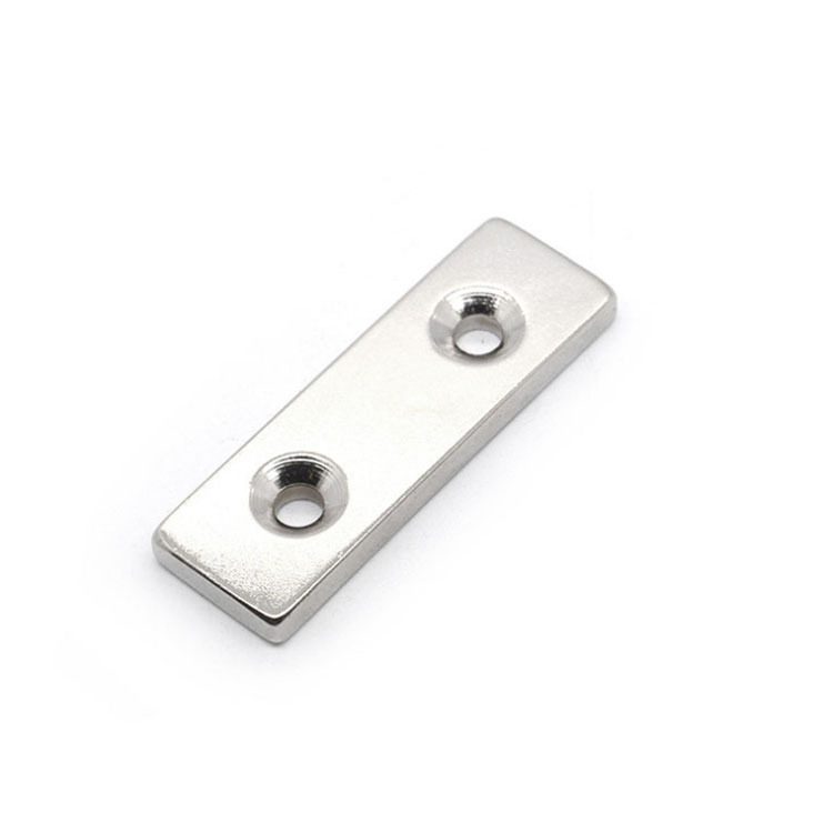 供应长条形磁铁 双沉头孔磁铁 门吸强力吸铁石 稀土钕铁硼磁钢