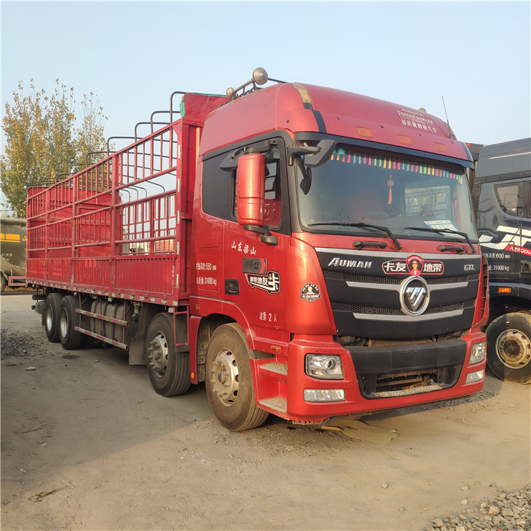 前四后八高栏货车