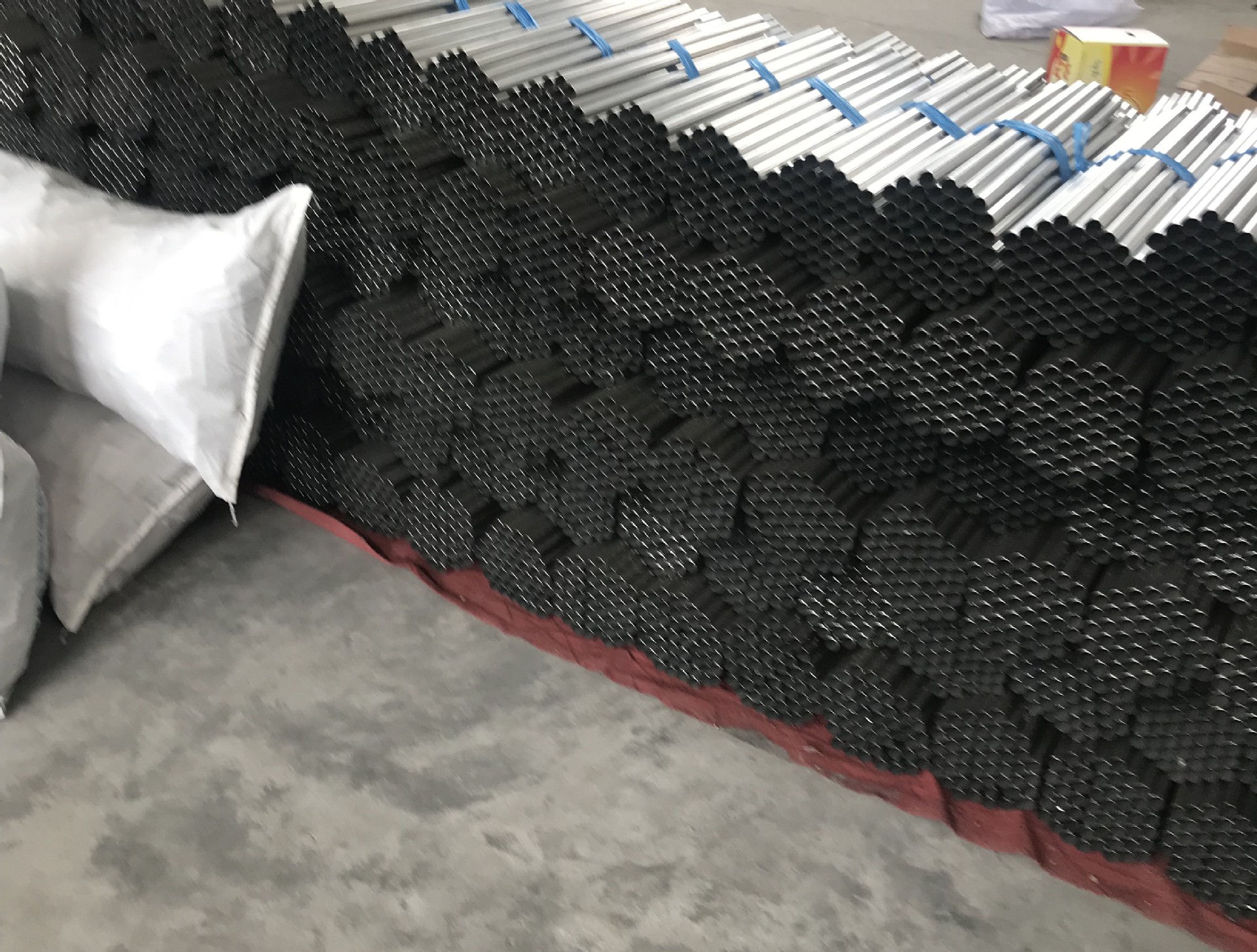 不锈钢伸缩管,可定制任意尺寸,欢迎咨询