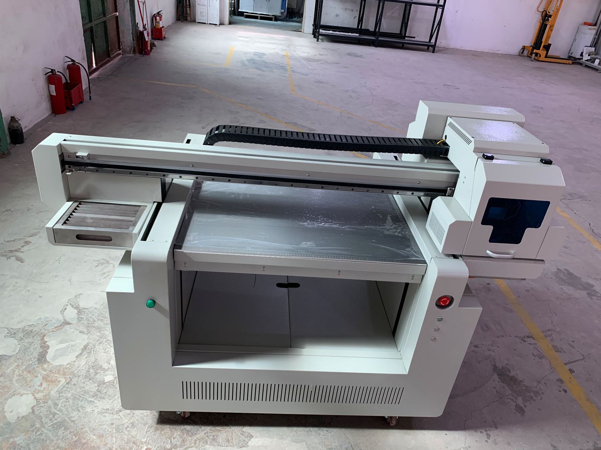 0成交3台1613uv平板打印机工业级行李箱喷墨彩绘打印加工广告标牌工厂