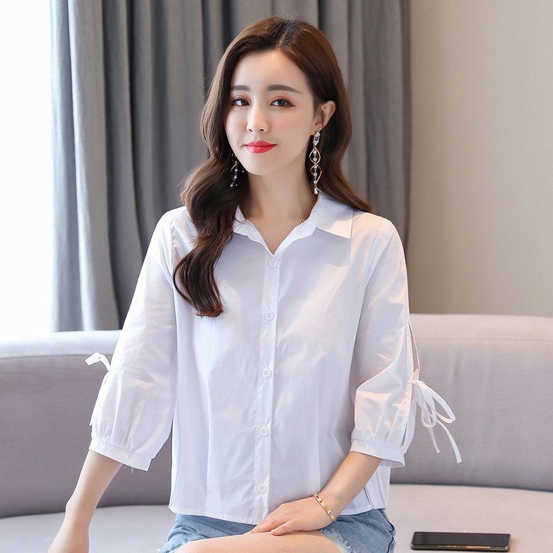 女生衬衫灯笼袖