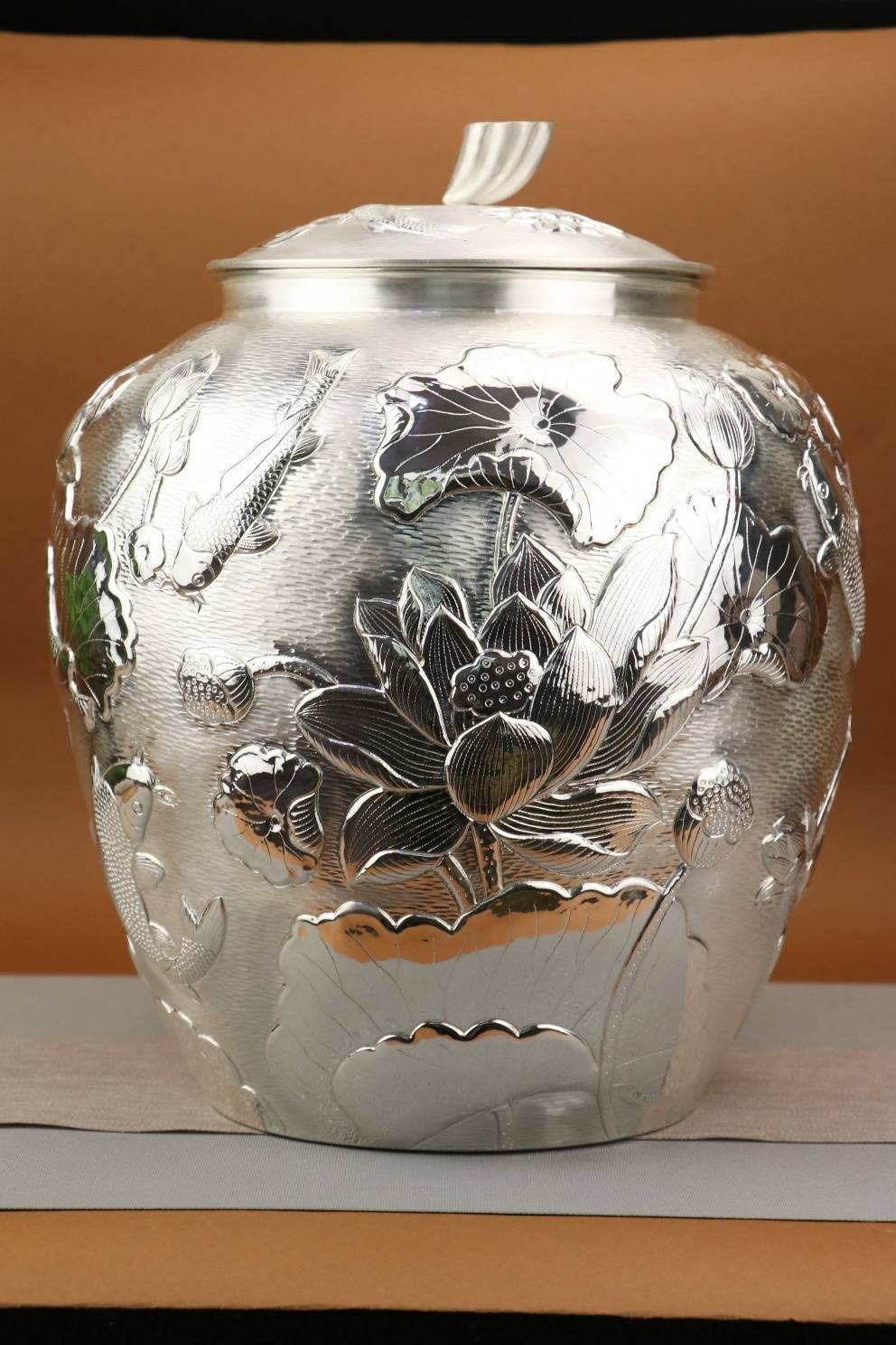 足银水缸足银999净水器足银储水罐家用足银水桶足银水缸制