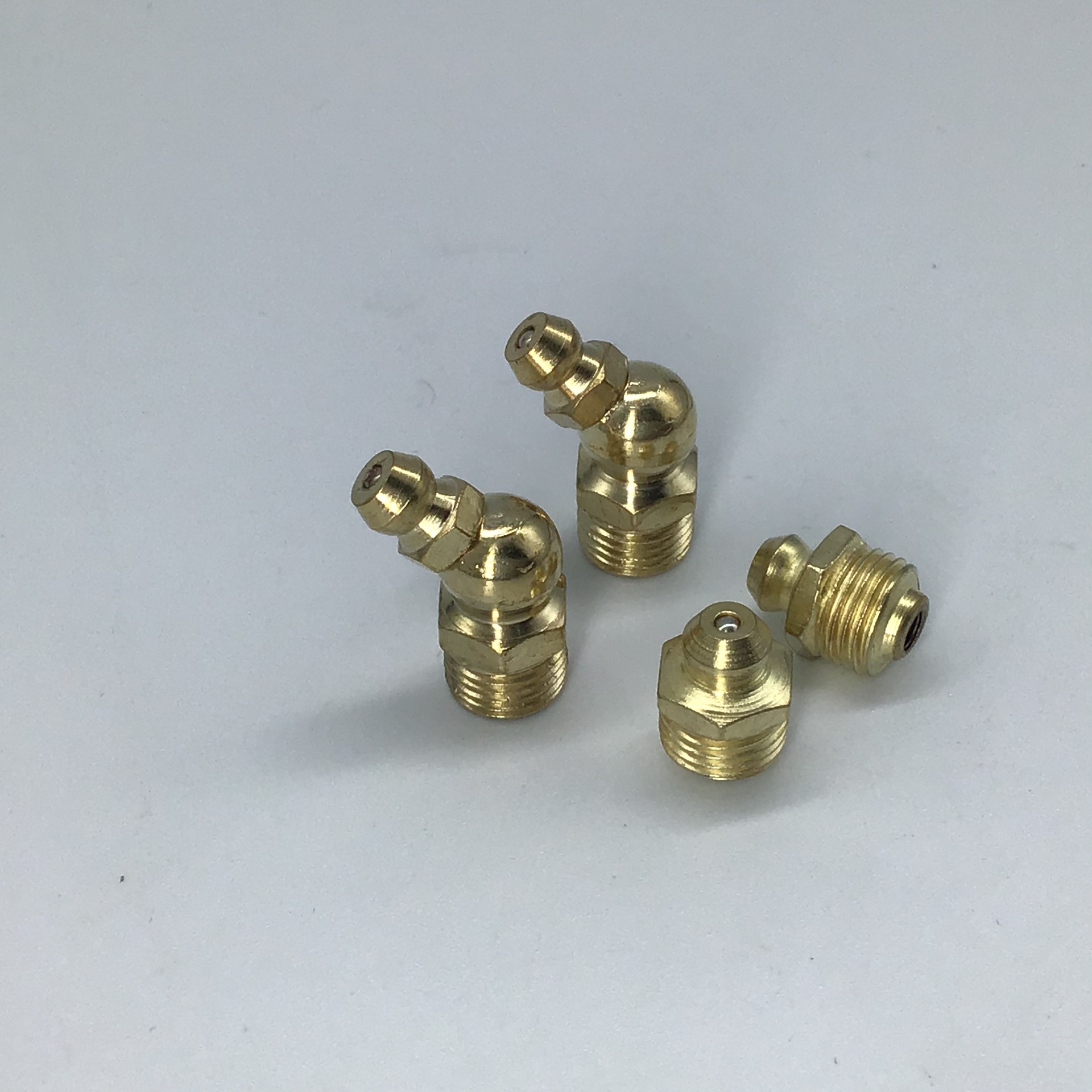 厂家供批6mm镀铜直油嘴通用黄油嘴铁油嘴注油嘴工业机械挖机油嘴