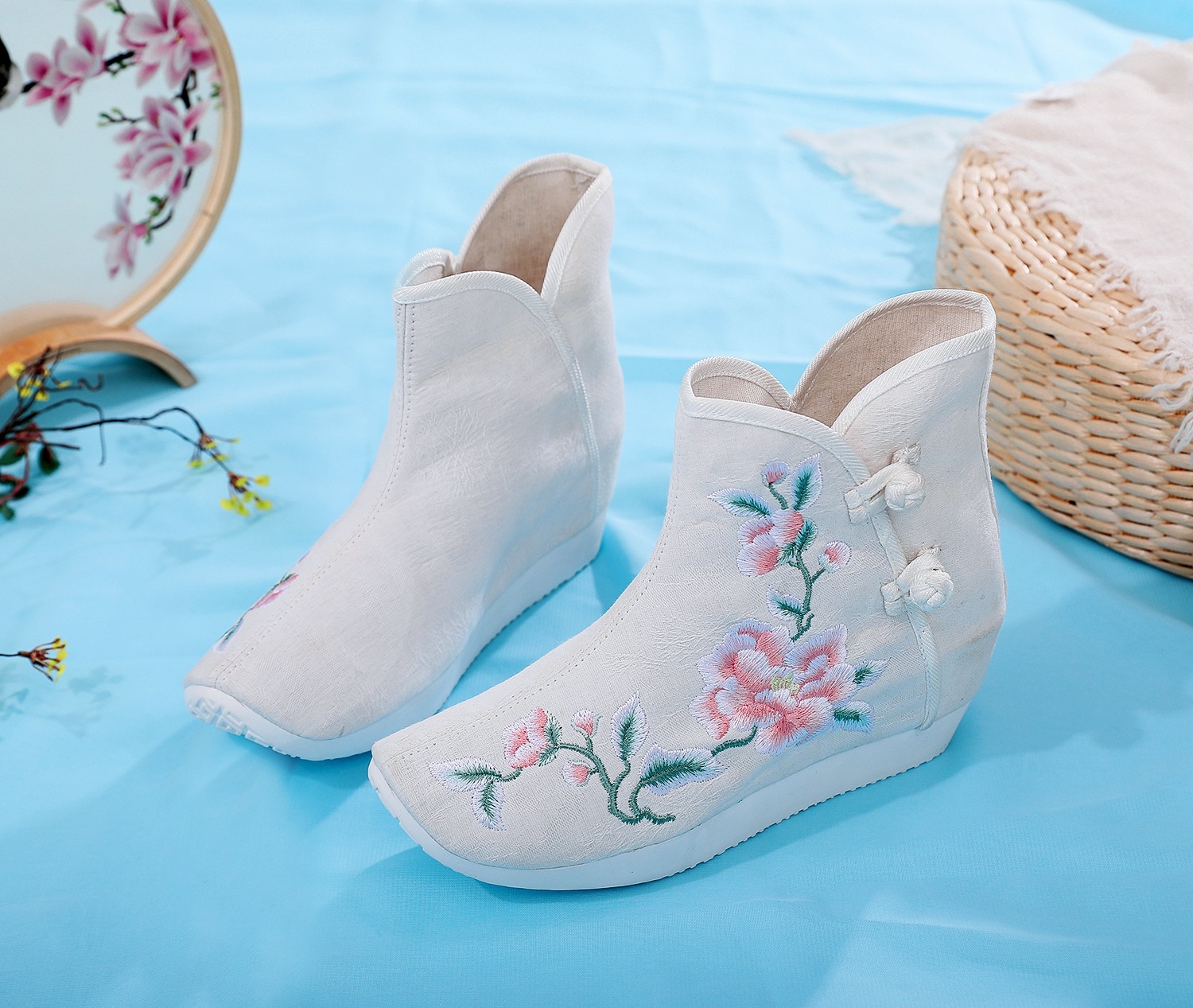 【花眠】2020新款登云履女古风刺绣内增高汉服配饰鞋汉风绣花女鞋