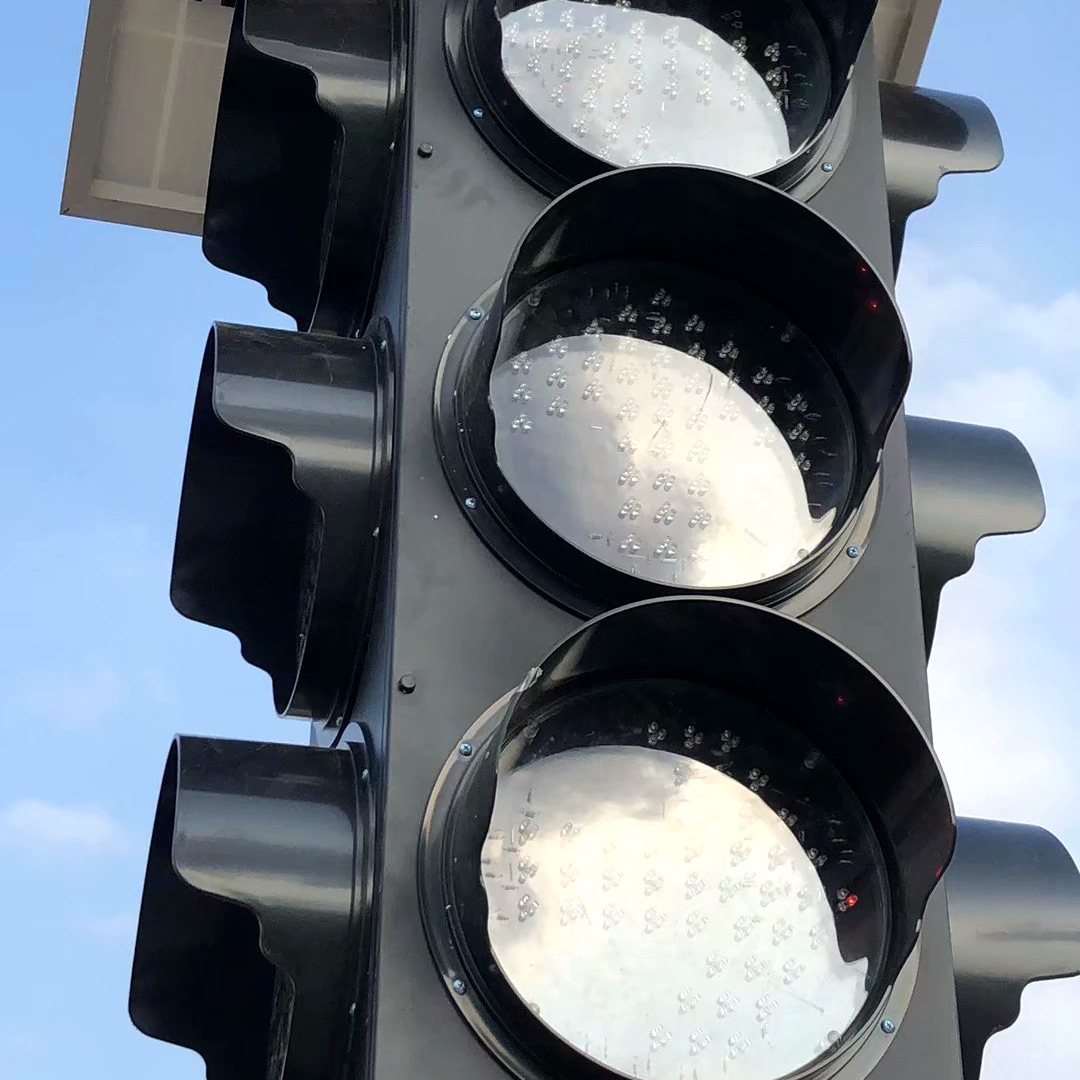 临时交通信号灯移动太阳能红绿黄箭头导向灯转弯直行指示led灯