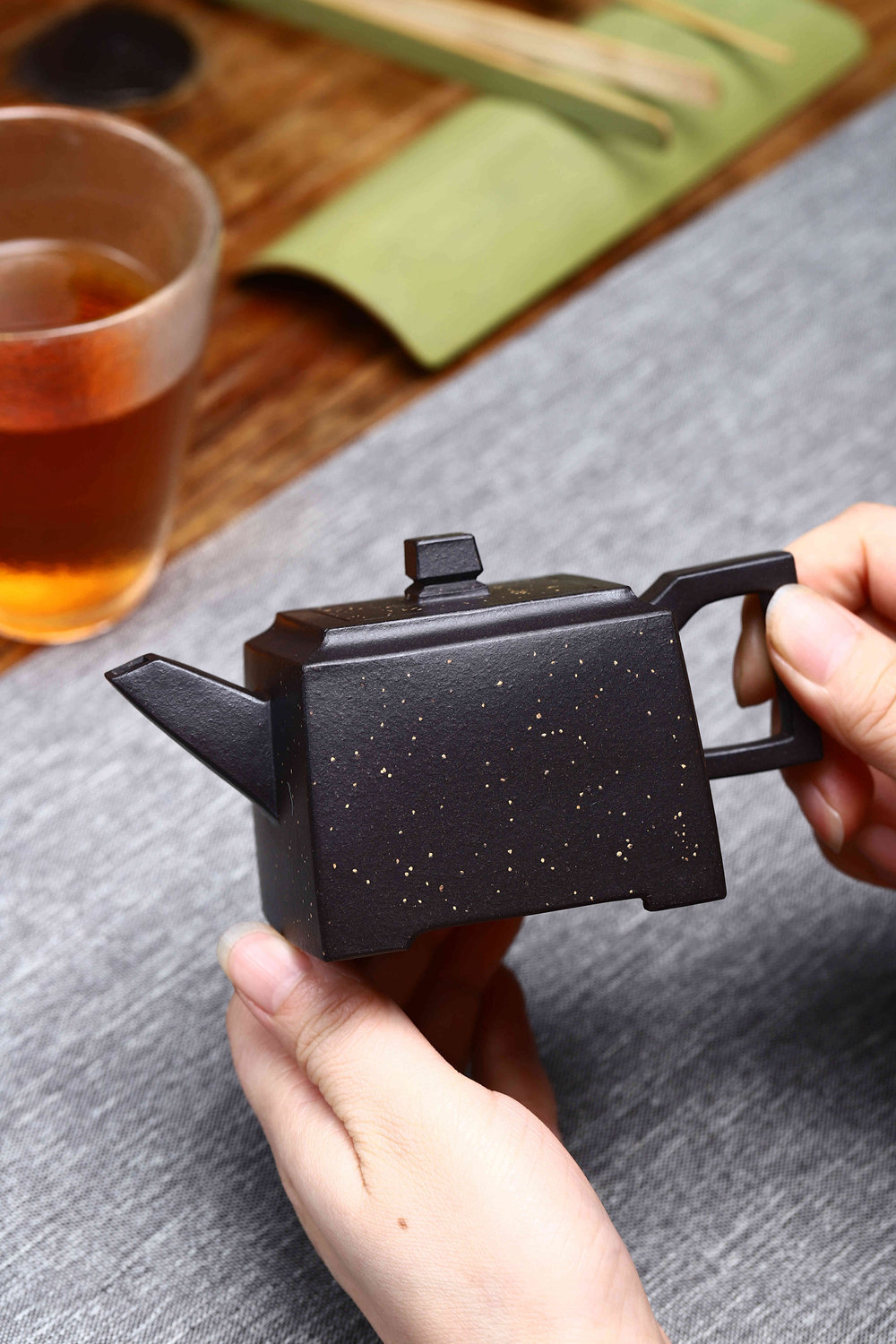 3281宜兴紫砂名家东玲全手工四方方山壶乌金泥170cc家用小品茶具