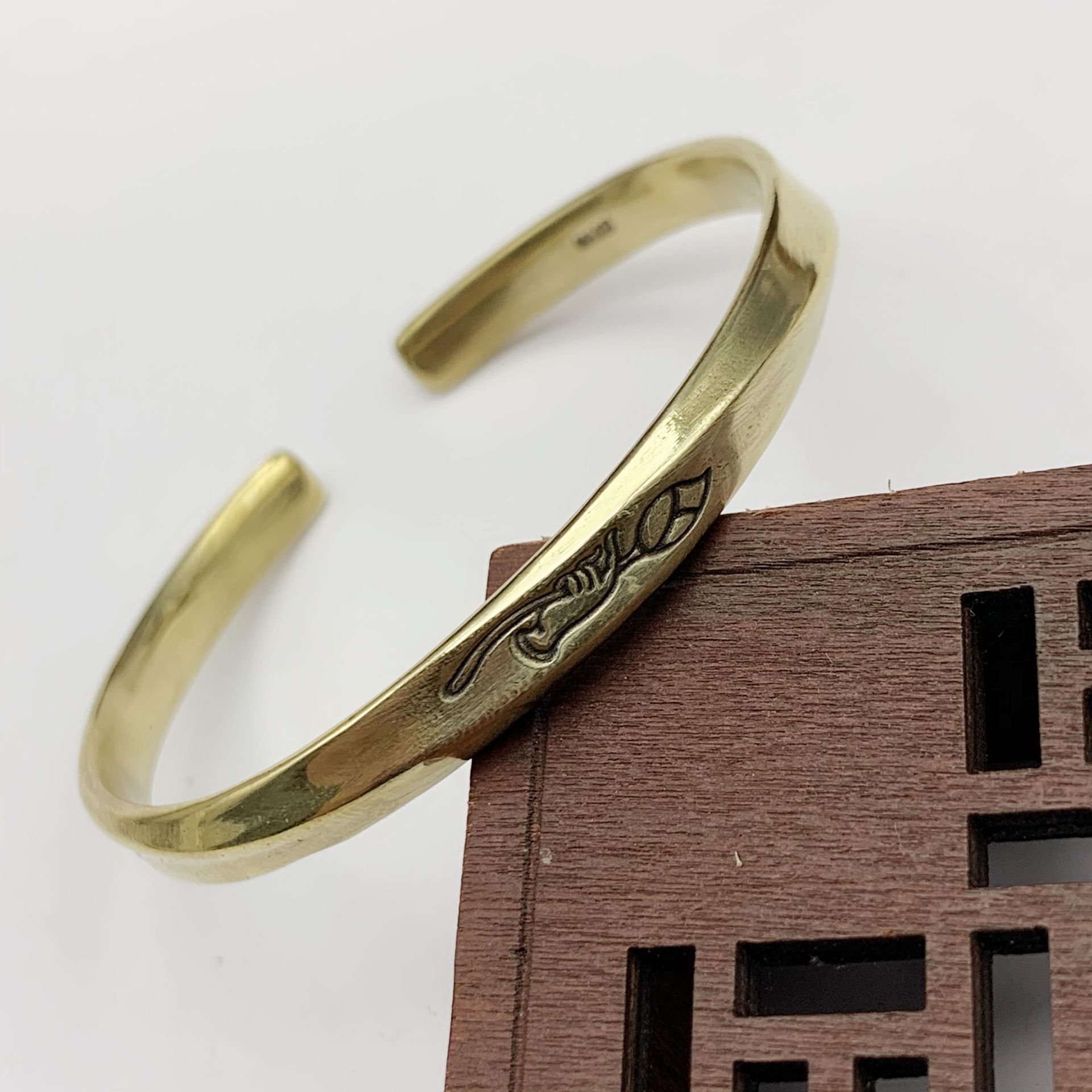 黄铜手镯佛手莲花铜手镯做旧抛光开口铜镯新款手镯女复古时尚简约