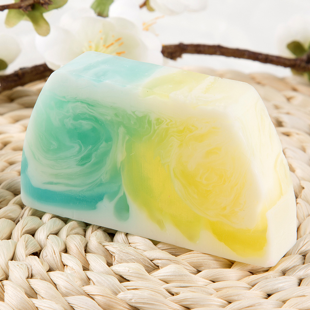 梯形精油皂 补水洁面皂 美肤手工皂 保湿精油皂 现货量大优惠批发