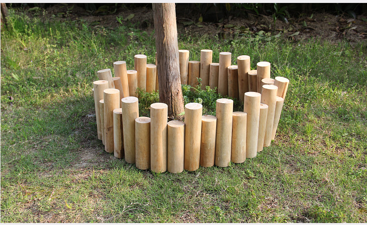 阳台花园围栏隔断防腐木栅栏防护栏去皮防腐碳化圆木桩