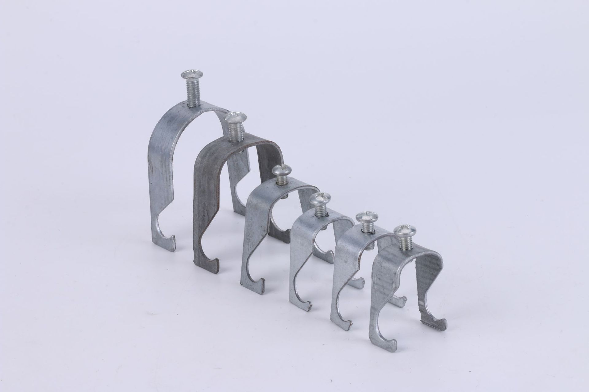 厂家直供穿线管配件吊卡吊挂钩半圆铁皮龙骨卡kbg金属丝杆管卡