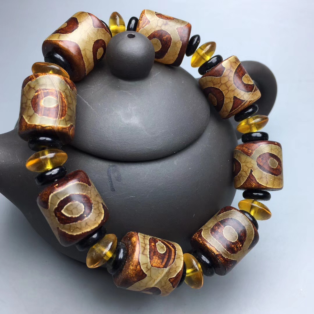 批发玛瑙西藏三眼天珠手链老玛瑙手串复古藏式民族风饰品