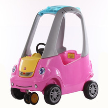 新款儿童四轮欧式小房车滑行学步车幼儿园游乐场宝宝玩具车助步车