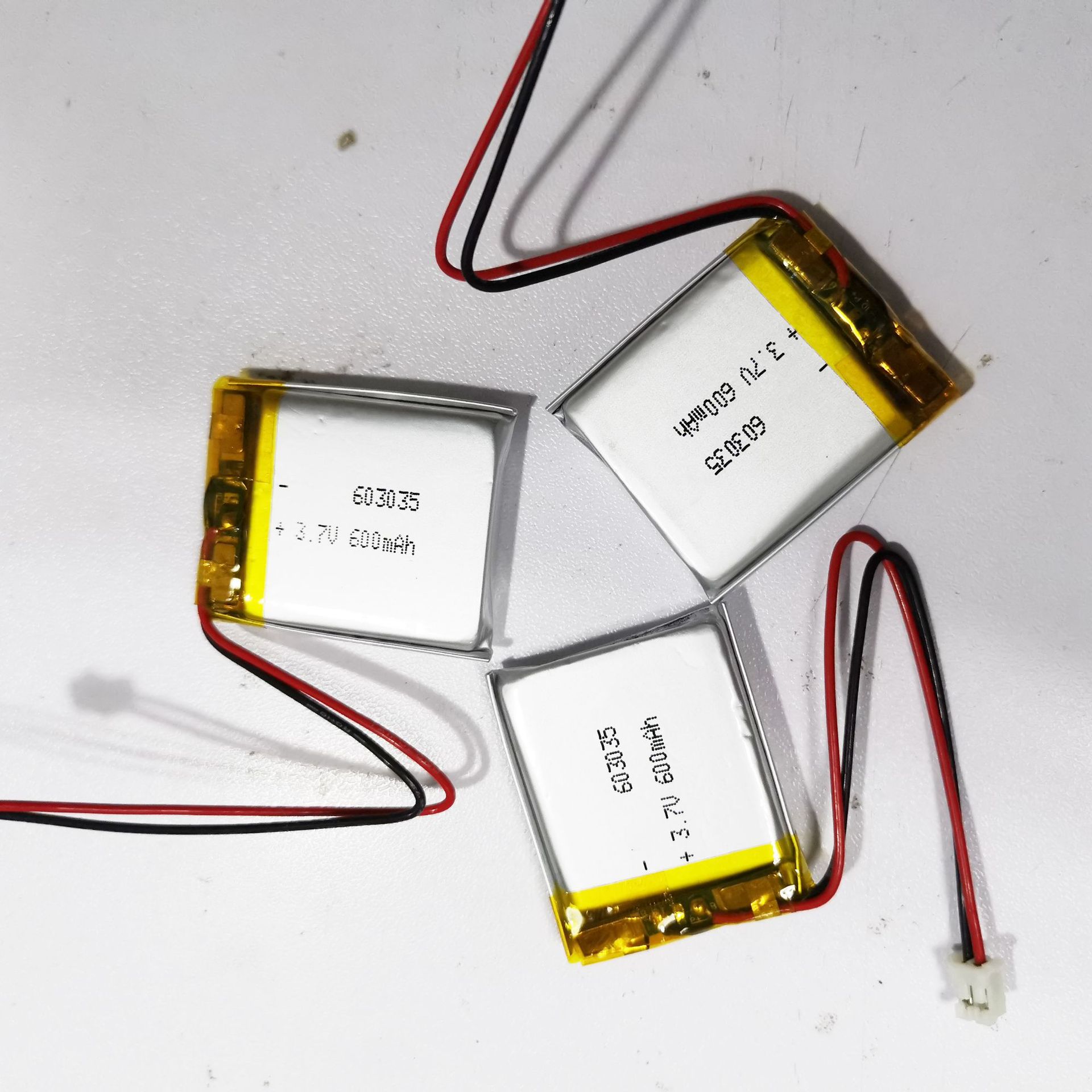 聚合物锂电池603035 3.7v 600mah 共享单车gps 行车记录仪等