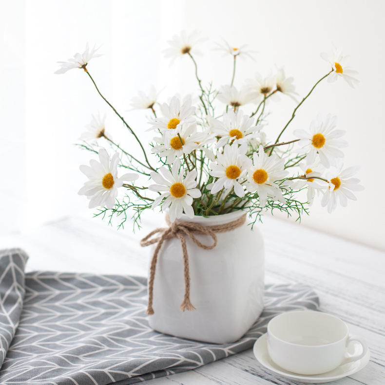跨境现货小雏菊仿真花假花装饰花束客厅插花摆件餐桌花摆设荷兰菊